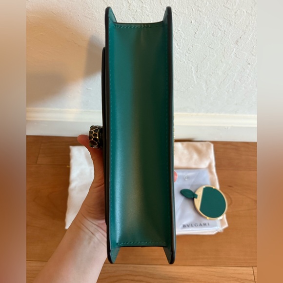 💚 Bvlgari Serpenti East West Shoulder Bag 💚 - Picture 5 of 13